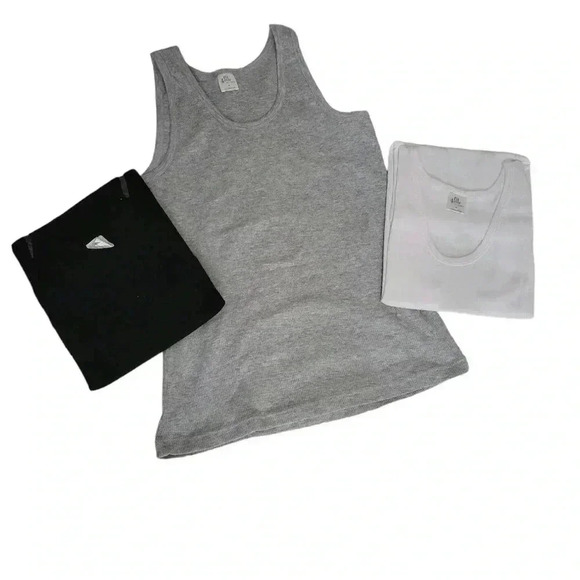 Fit 4 Ever Tank Tops M NWOT - Picture 1 of 5